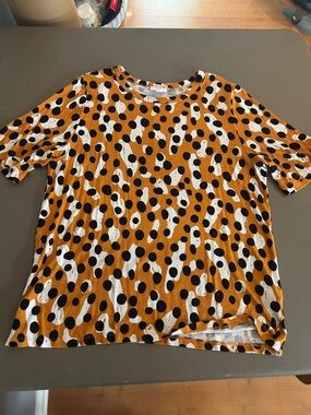 LuLaRoe Ally Orange/animal print-esk Short Sleeve Spot Print Tee